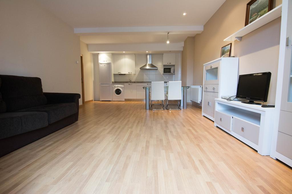 Mirando Llanes A B C Apartment Bagian luar foto