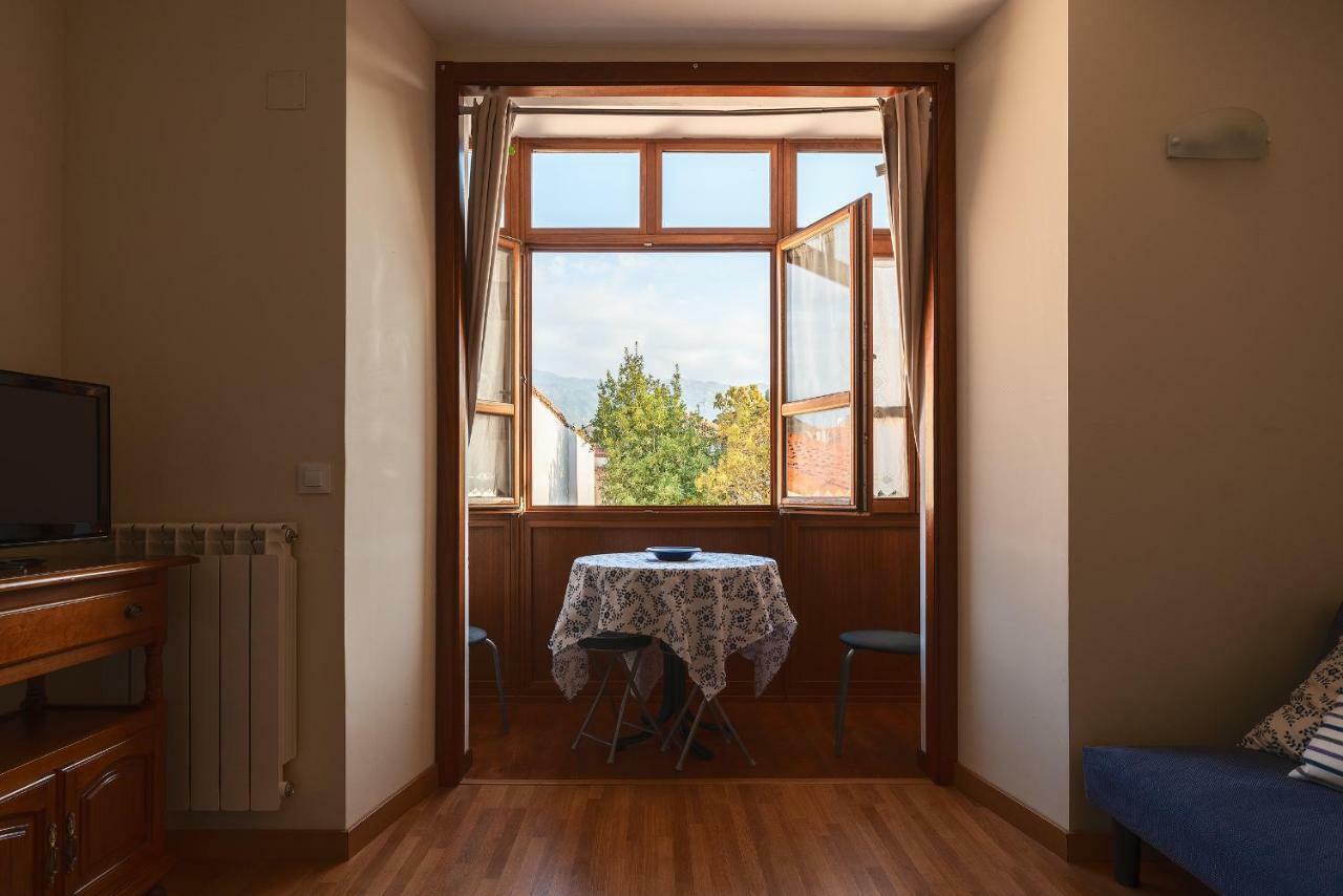 Mirando Llanes A B C Apartment Bagian luar foto